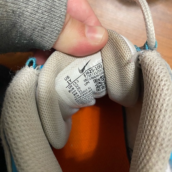 NIKE AIR More Tempo white multi color spell out sneakers lace up colorful retro - Picture 11 of 11